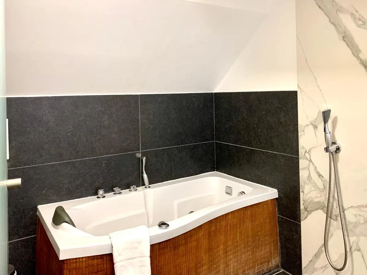 Parliament Penthouse Apartment Budapest