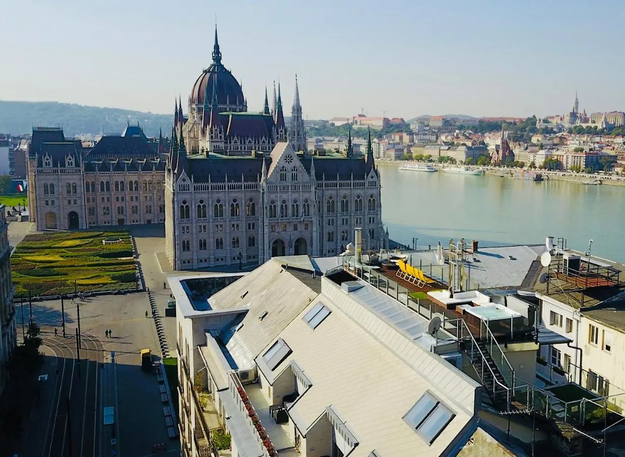 Parliament Penthouse Apartment Budapest Hungary