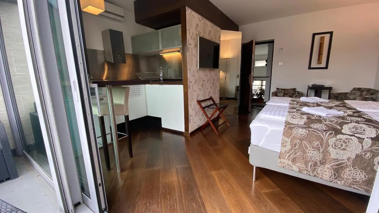 Parliament Penthouse Apartment Budapest