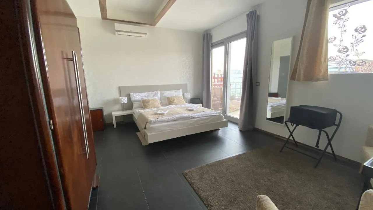 Parliament Penthouse Apartment Budapest Hungary