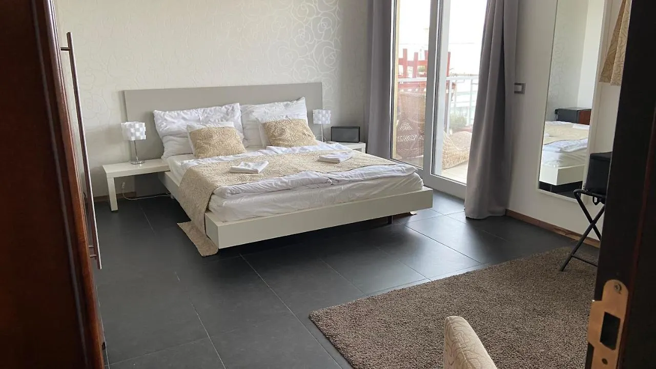Parliament Penthouse Apartment Budapest